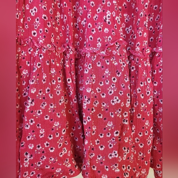 Princess Polly Red Ruffle Floral Mini Skirt. Womens size 6 - Picture 3 of 6